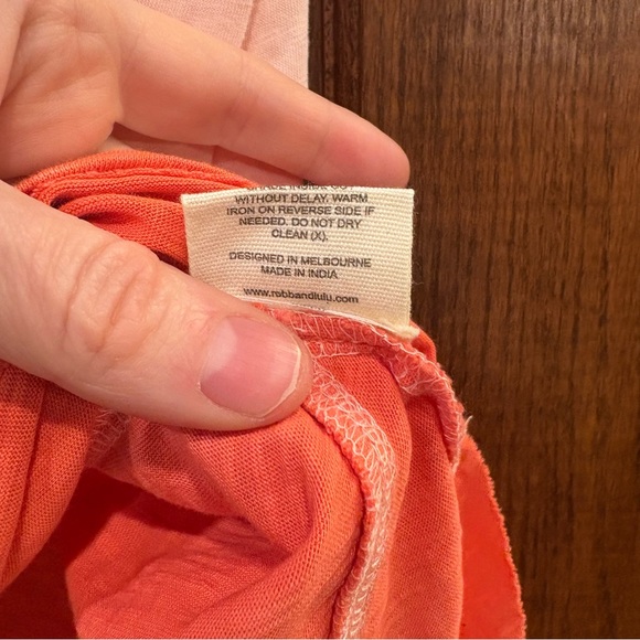 Lulu Organic Essentials Tee Size Small - Picture 7 of 9